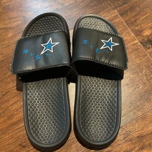 Champion kids slip on sandals